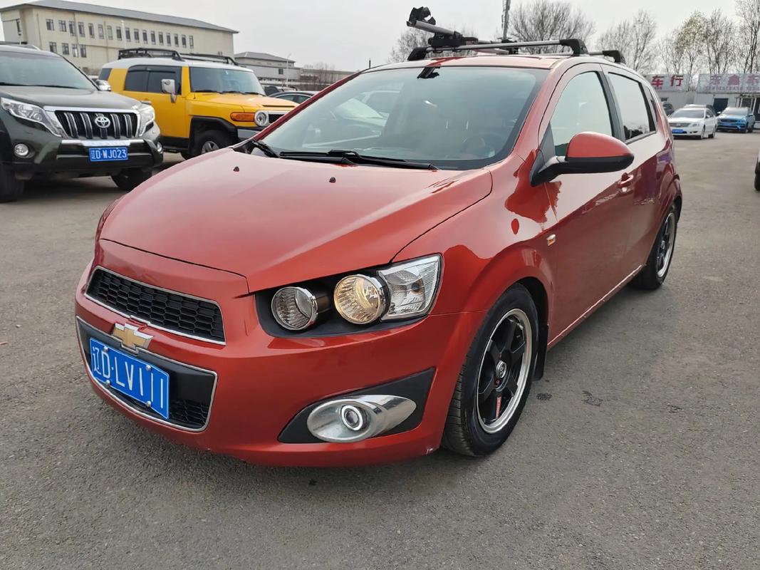 雪佛兰lovr老款(雪佛兰lovr什么车型)