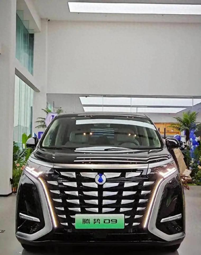 比亚迪d9,比亚迪D9L谍照最新消息