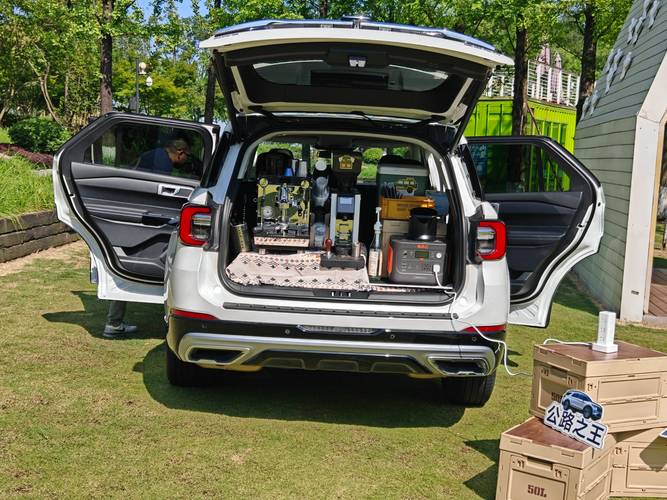 福特探险者5座(福特探险者5座版配置)