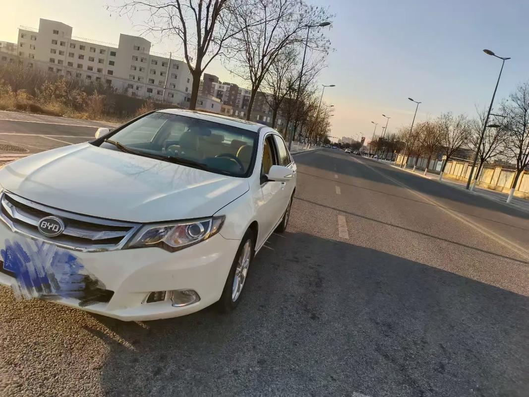 比亚迪思锐二手车(比亚迪思锐二手车多少钱)