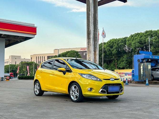 福特嘉年华三厢怎么样(福特嘉年华轿车)