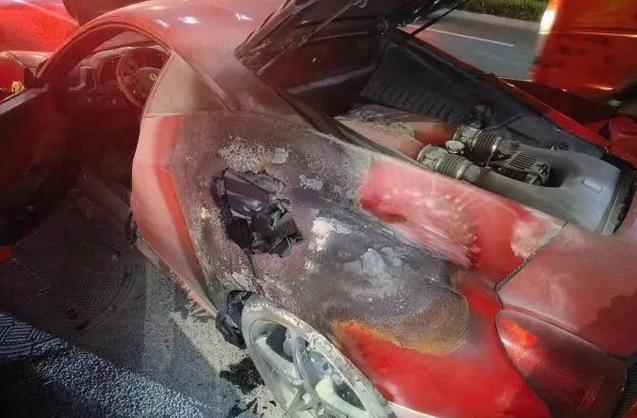 杭州一辆法拉利在隧道内自燃(杭州法拉利撞)