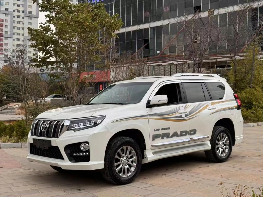 24款霸道图片／20款霸道报价