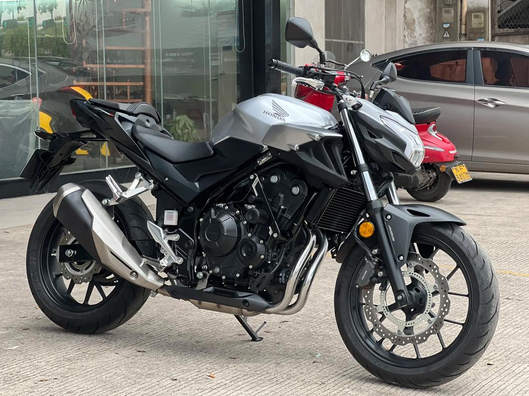 【本田cb400四缸摩托车多少钱,本田跑车cbr摩托车400四缸】